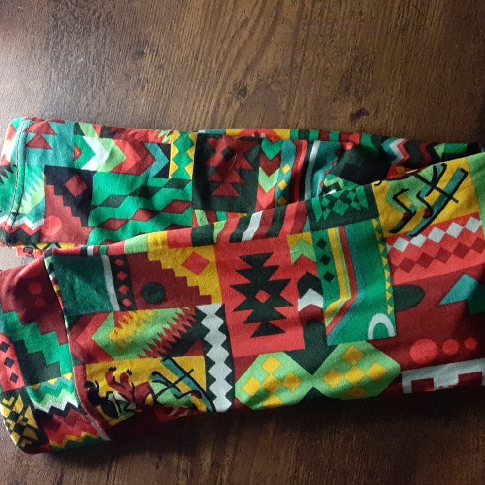 Children LuLa Roe Christmas Leggings ❄️